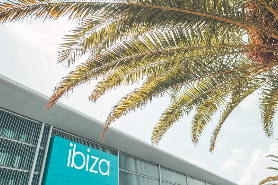 ibiza airport departures and arrivals